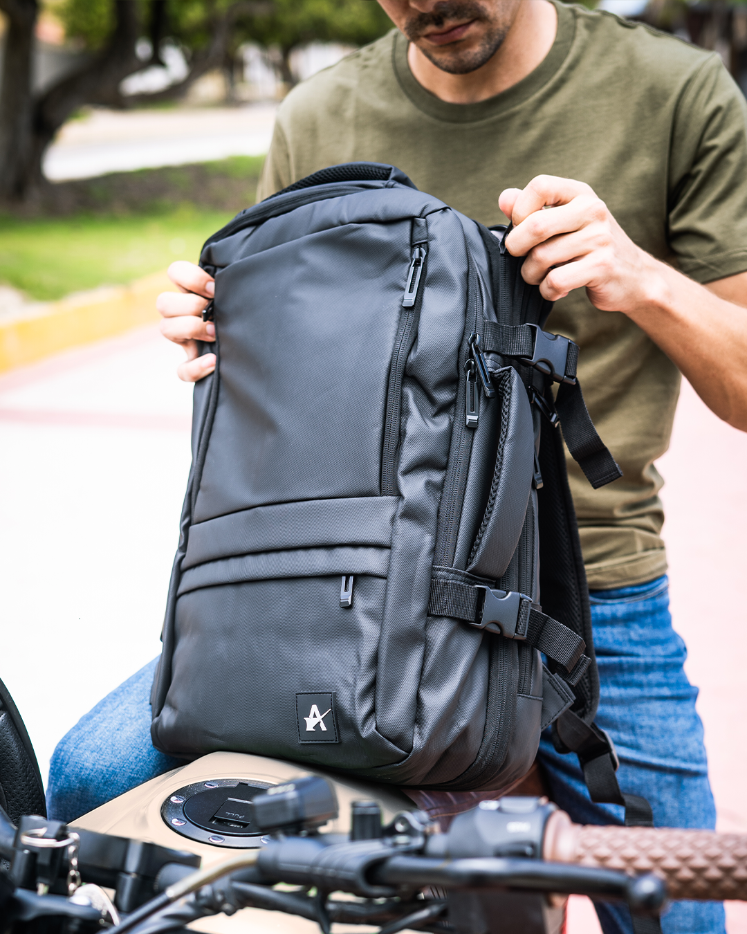 Travel Pro Bag